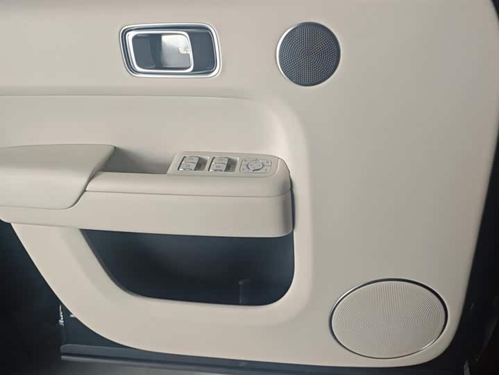 Фото 7 - LiXiang L8