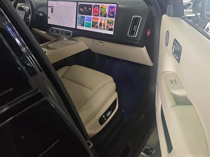 Фото 8 - LiXiang L8