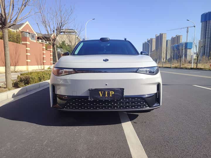 Фото 2 - Leapmotor C10