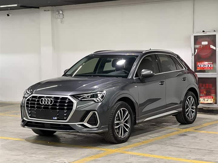 Фото 1 - Audi Q3