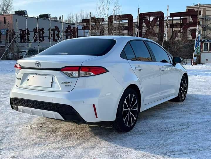 Фото 5 - Toyota Levin