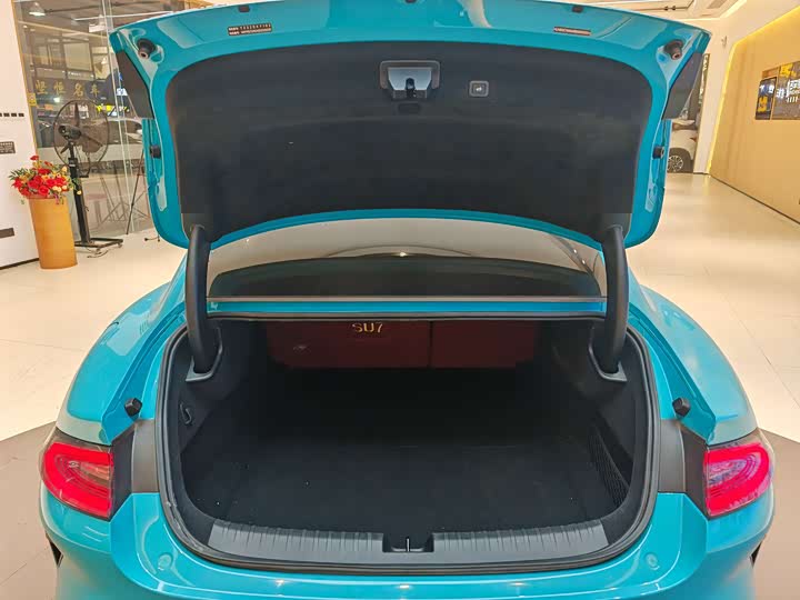 Фото 9 - Xiaomi SU7