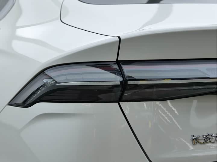 Фото 8 - Lincoln Z (Zephyr)