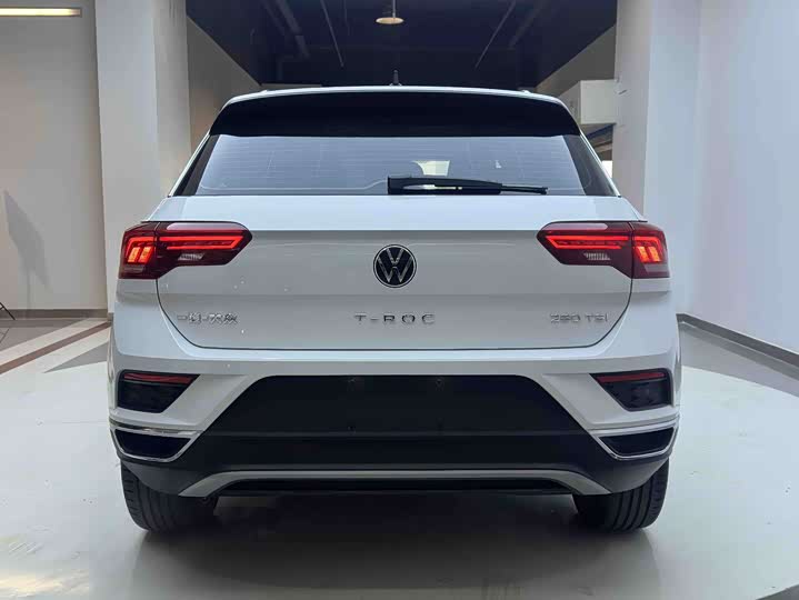 Фото 4 - Volkswagen T-Roc