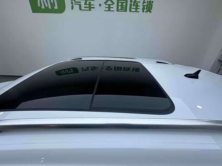 Фото 6 - Volkswagen T-Roc