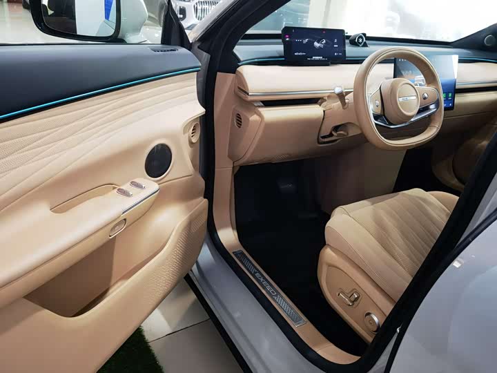 Фото 5 - Exeed Sterra ET