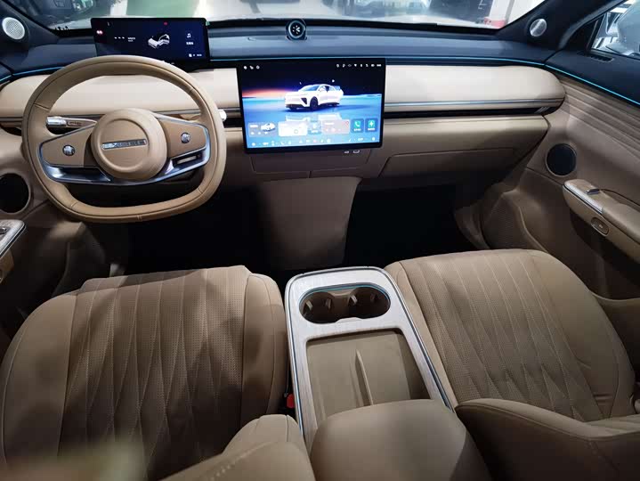 Фото 8 - Exeed Sterra ET