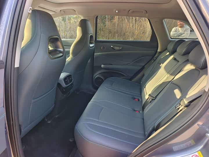 Фото 6 - BYD Sea Lion 07 DM-i Hybrid