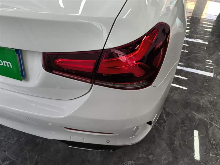 Фото 8 - Mercedes-Benz A-Class