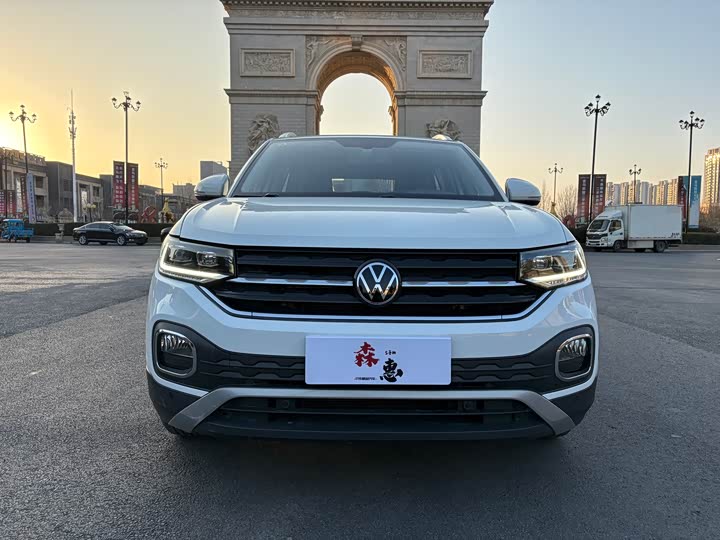 Фото 2 - Volkswagen Tacqua