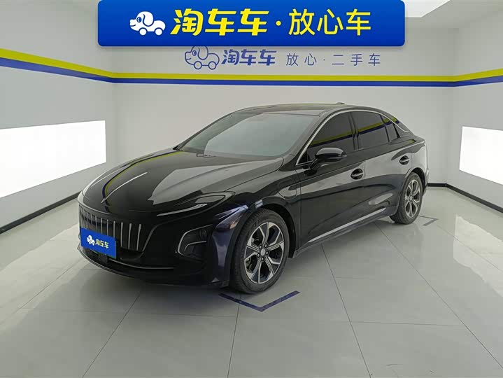 Фото 1 - Hongqi E-QM5