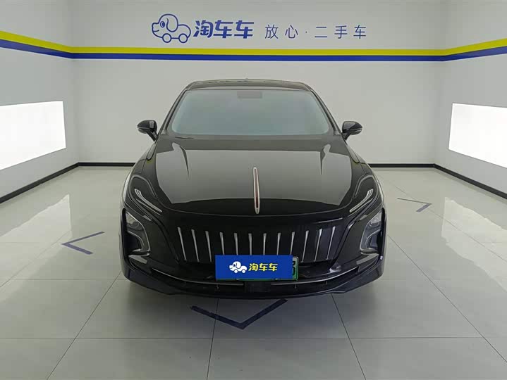 Фото 2 - Hongqi E-QM5