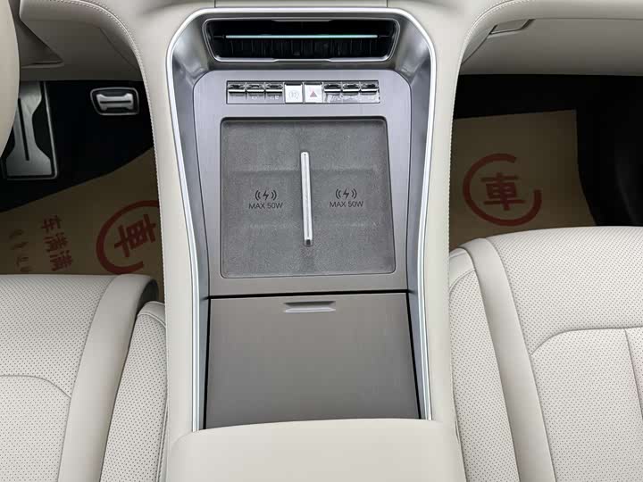 Фото 8 - Denza N9