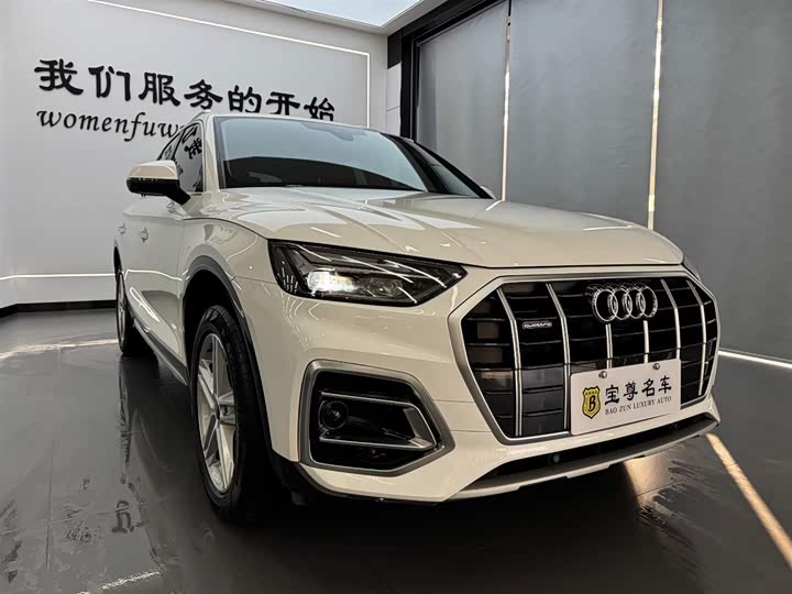 Фото 3 - Audi Q5L