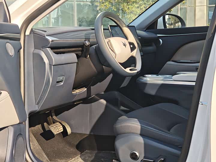 Фото 6 - BAIC Arcfox Alpha T5