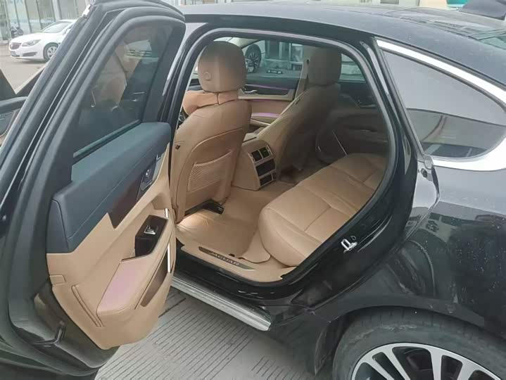 Фото 3 - Jaguar XF L