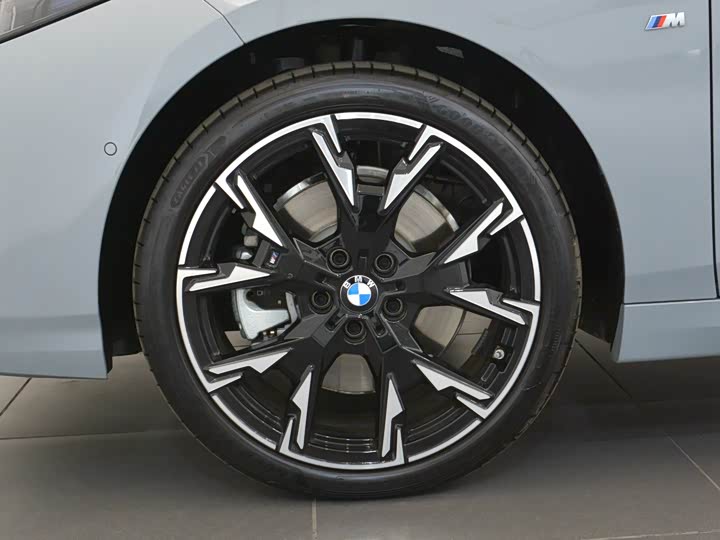 Фото 6 - BMW 2 Series