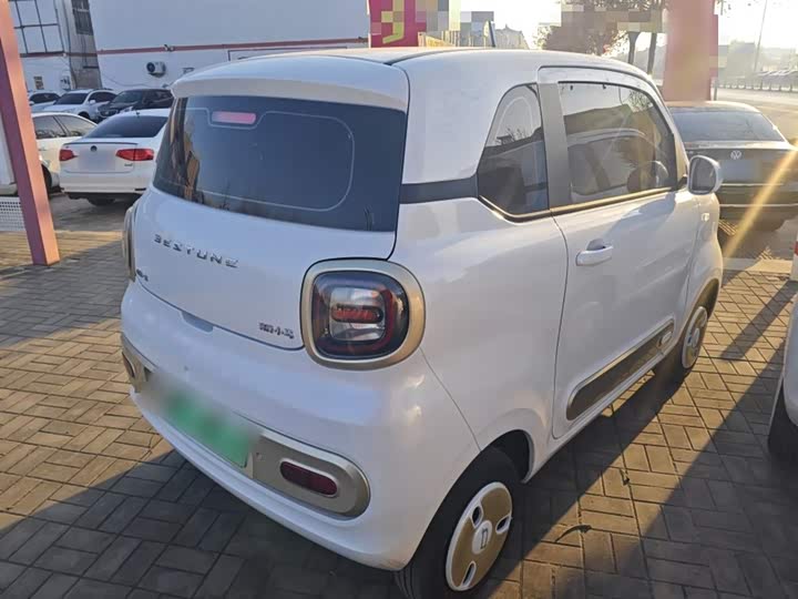 Фото 7 - Bestune Pony