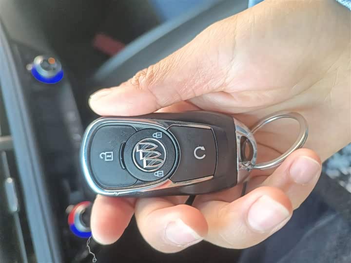 Фото 9 - Buick Velite 6