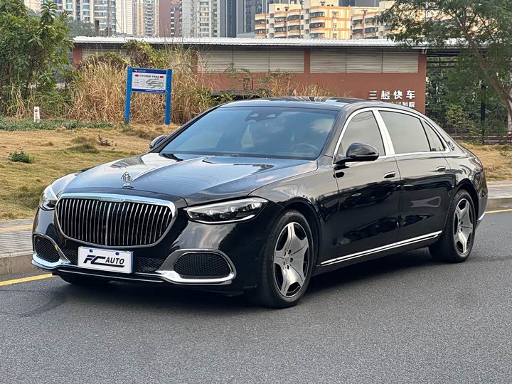 Фото 1 - Mercedes-Benz Maybach S-Class