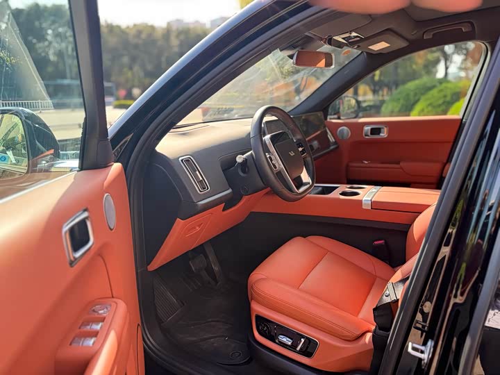 Фото 6 - LiXiang L7