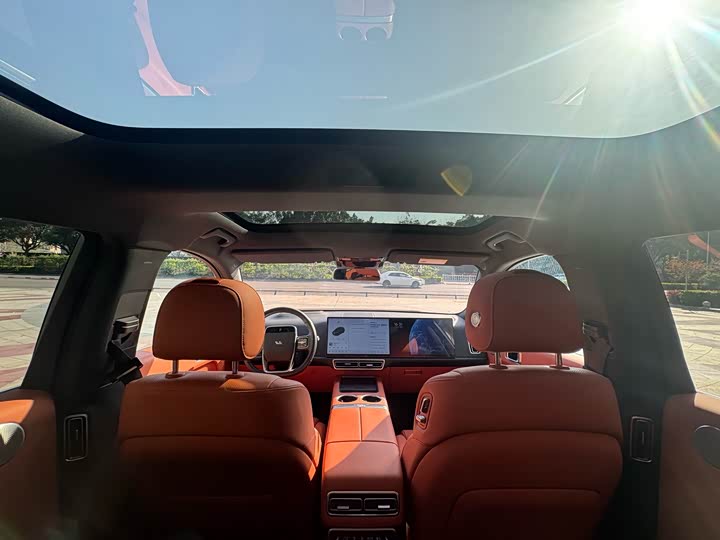 Фото 8 - LiXiang L7