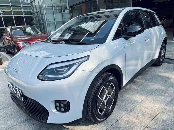 Фото 1 - GAC Aion UT