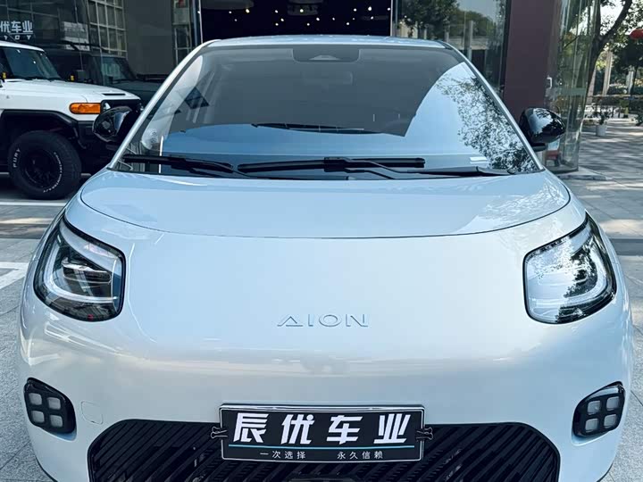 Фото 3 - GAC Aion UT