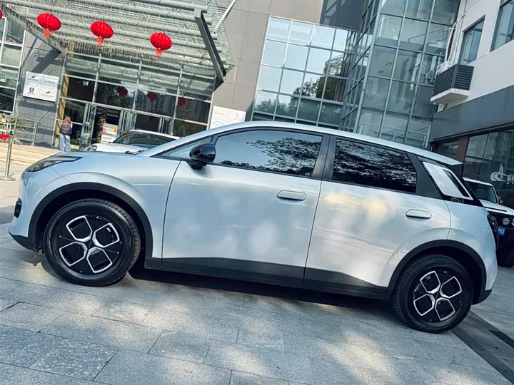 Фото 8 - GAC Aion UT