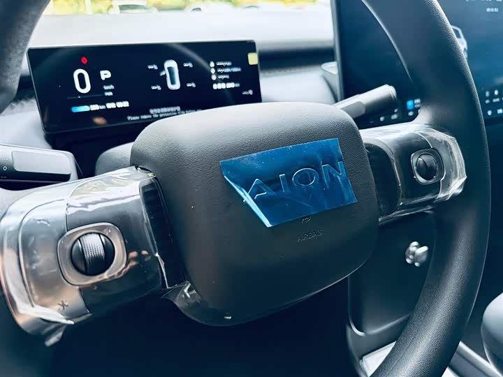 Фото 9 - GAC Aion UT