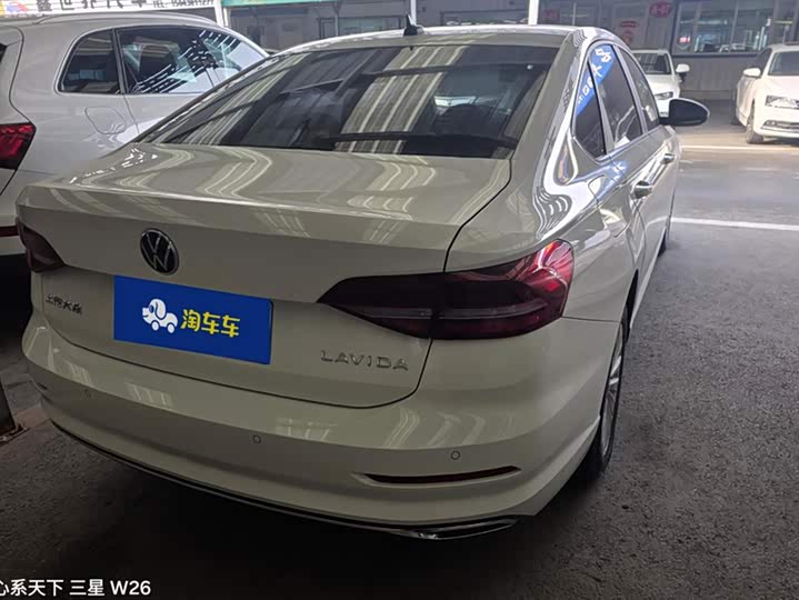 Фото 3 - Volkswagen Lavida