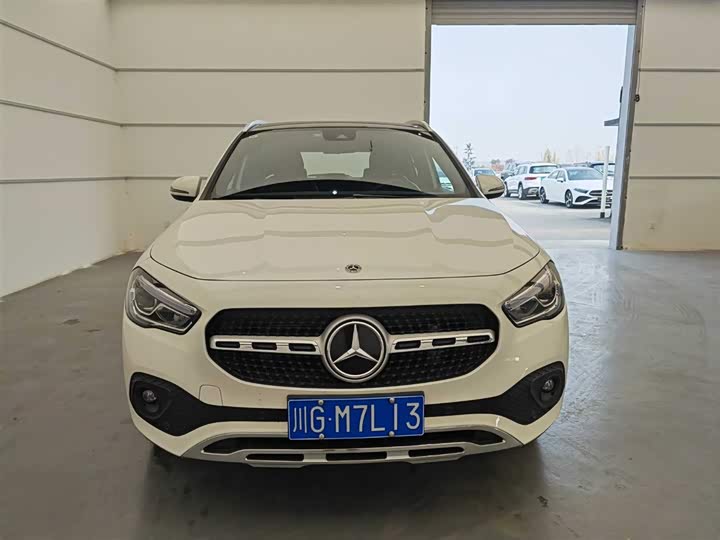 Фото 2 - Mercedes-Benz GLA-Class
