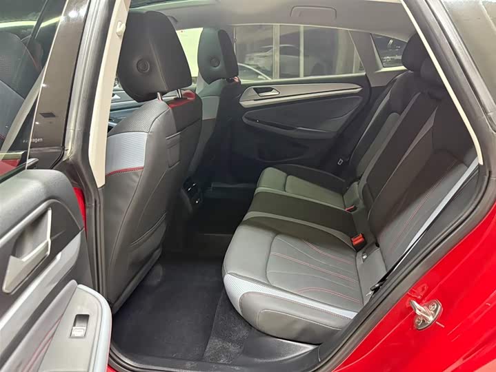 Фото 7 - Volkswagen Lamando L