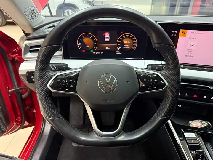 Фото 8 - Volkswagen Lamando L