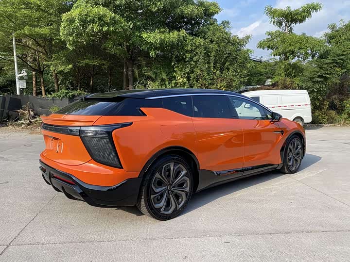 Фото 7 - HiPhi X