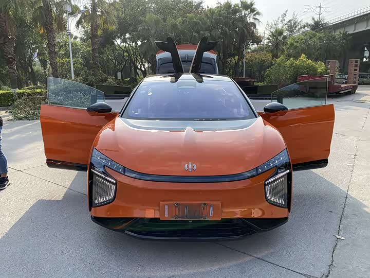 Фото 9 - HiPhi X