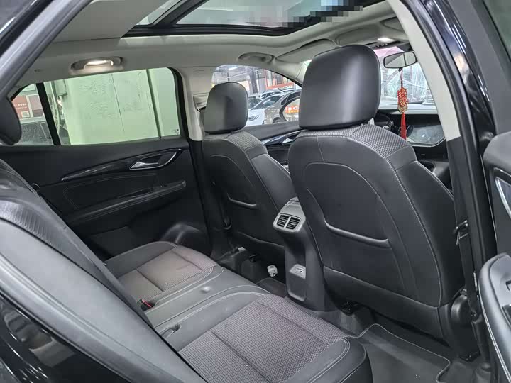 Фото 9 - Buick Envision Plus