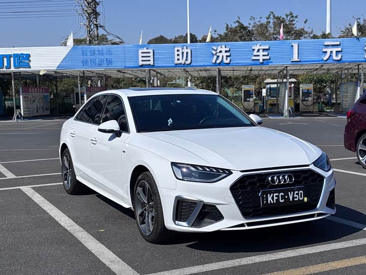 Фото 3 - Audi A4L