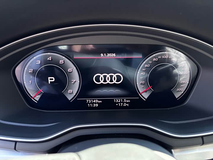 Фото 8 - Audi A4L