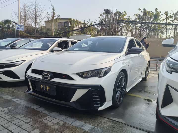 Фото 1 - GAC Trumpchi Empow R