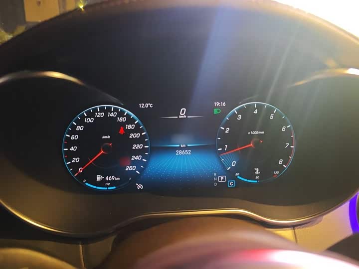 Фото 4 - Mercedes-Benz GLC-Class