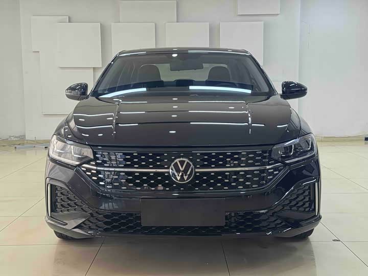 Фото 2 - Volkswagen Lavida