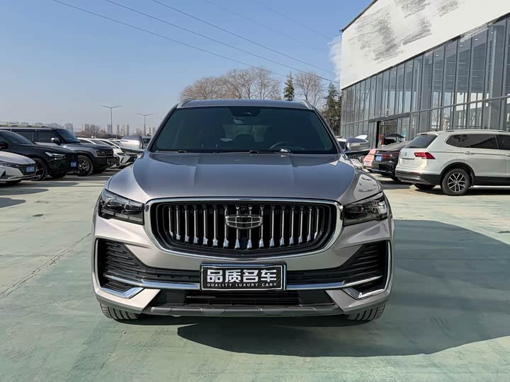 Фото 3 - Geely Monjaro