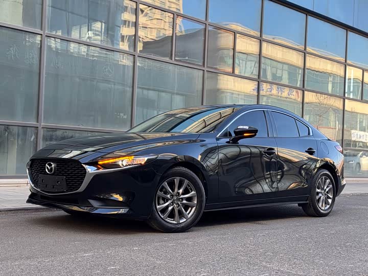 Фото 1 - Mazda 3 (Axela)