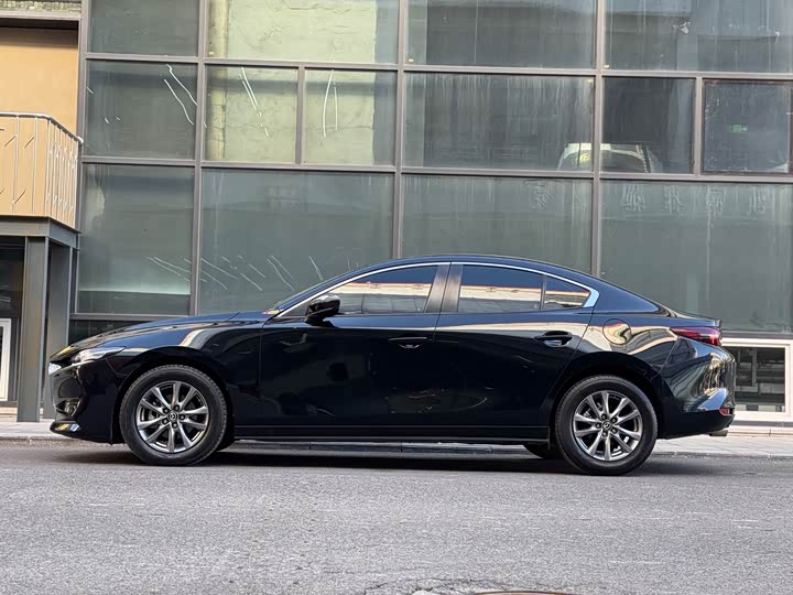 Фото 3 - Mazda 3 (Axela)