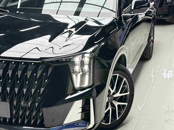 Фото 2 - GAC Trumpchi GS8