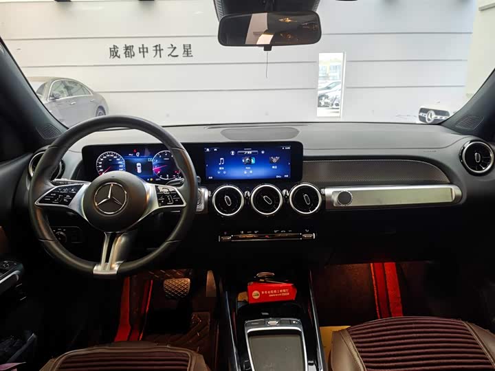 Фото 4 - Mercedes-Benz GLB-Class