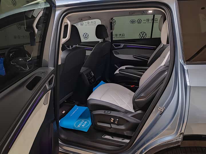 Фото 7 - Volkswagen Talagon