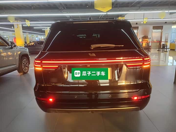 Фото 6 - LiXiang One