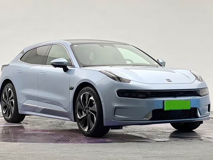 Фото 3 - Zeekr 001